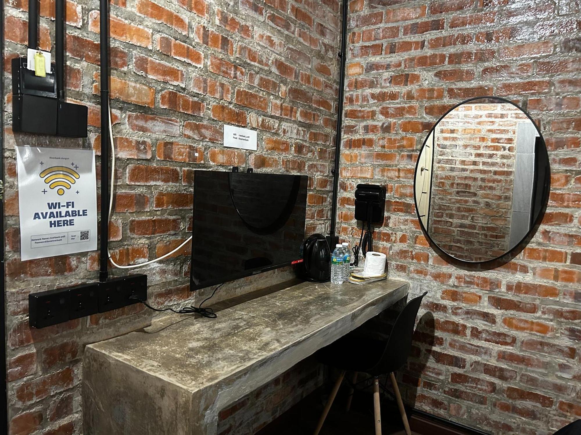 Riverbank Dungun Guesthouse & Cafe 외부 사진