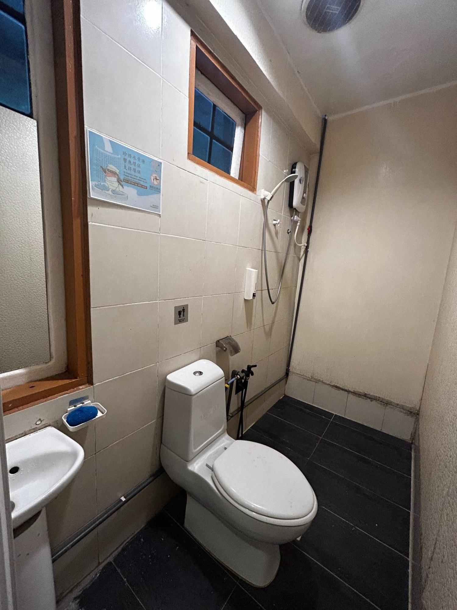 Riverbank Dungun Guesthouse & Cafe 외부 사진
