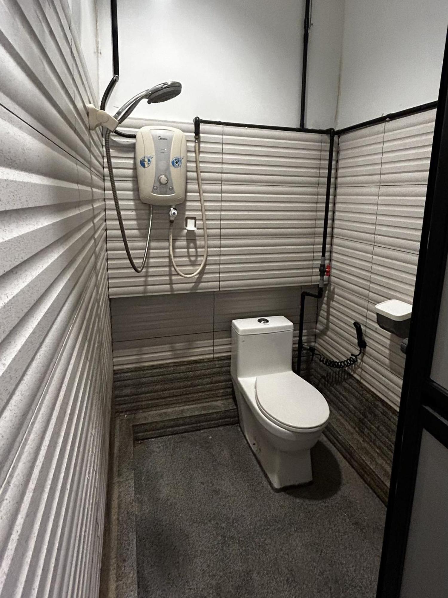 Riverbank Dungun Guesthouse & Cafe 외부 사진