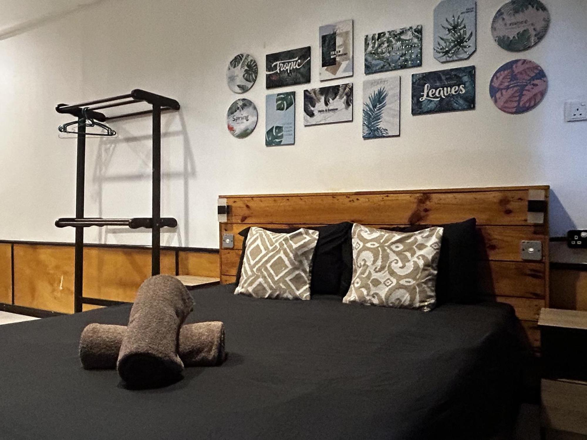 Riverbank Dungun Guesthouse & Cafe 외부 사진