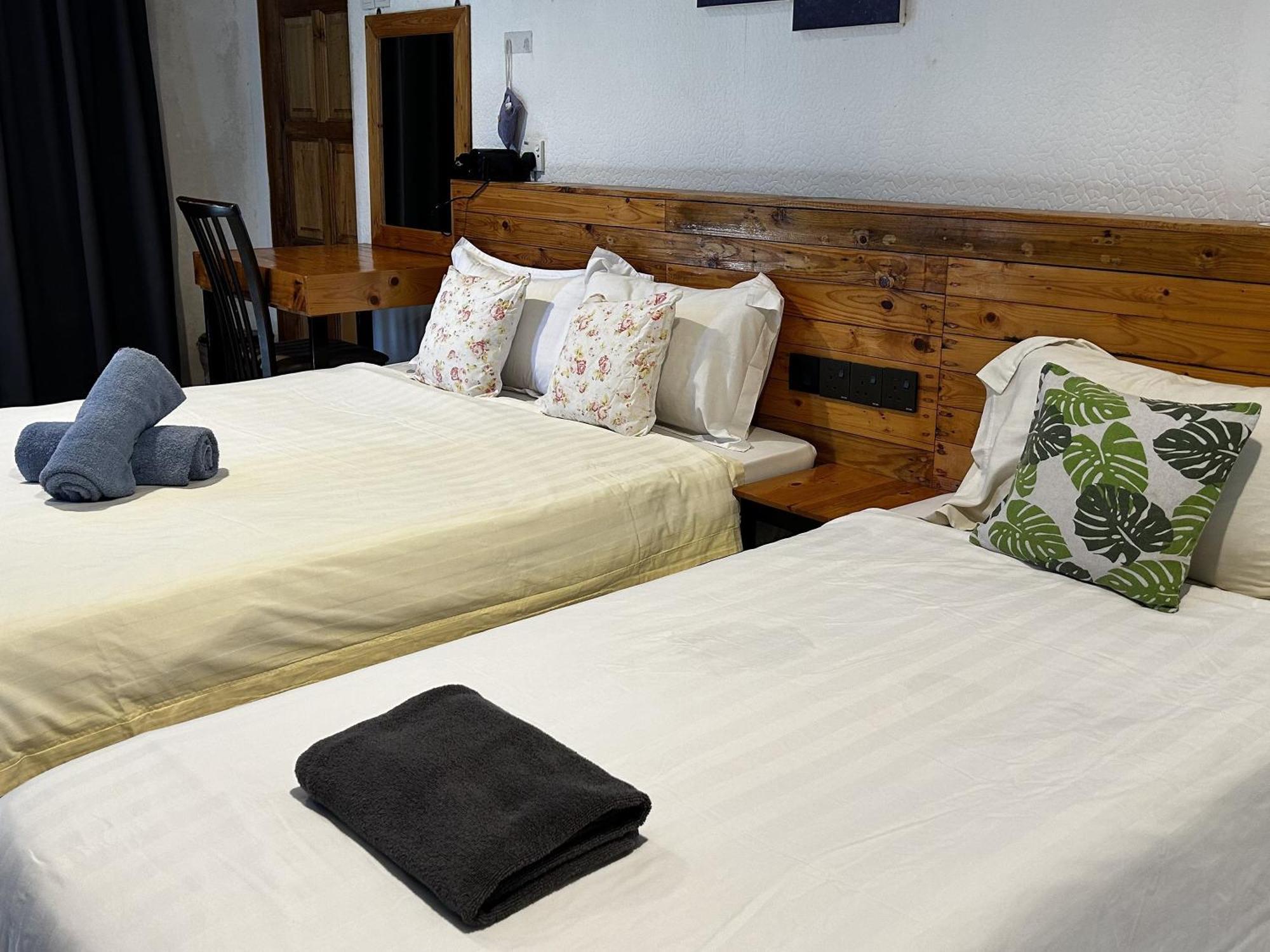 Riverbank Dungun Guesthouse & Cafe 외부 사진